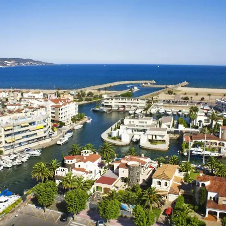 Holiday home Holiday Requesens 183 *