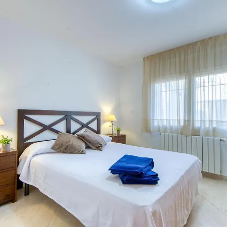 Requesens By Interhome * Empuriabrava